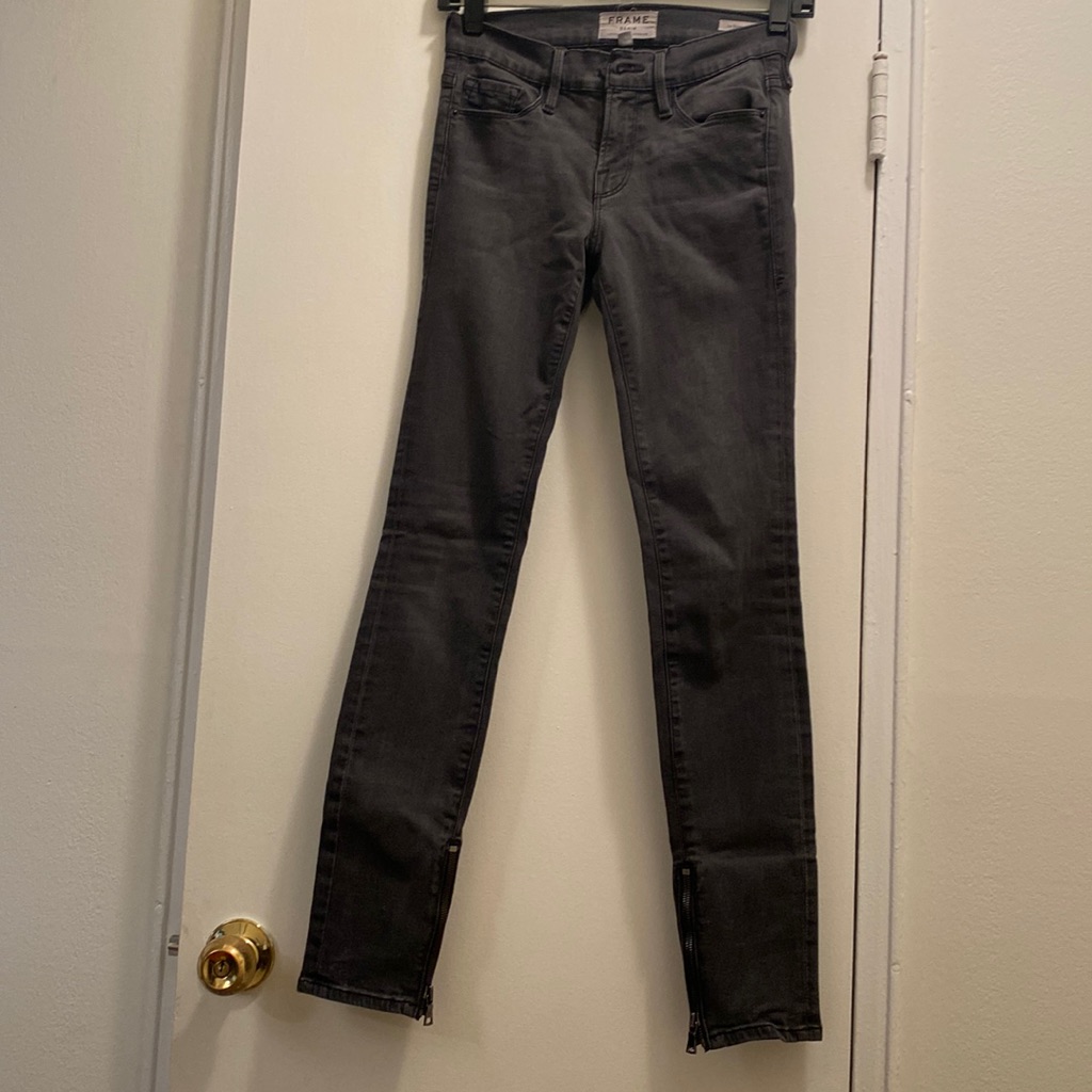 Frame Denim Le Skinny De Jeanne Super Stretch In St. Quintin W/Ankle Zip